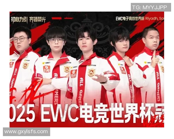 《全球电竞赛事火热进行 各大战队角逐冠军荣耀备受关注》 《全球电竞赛事火热进行 各大战队角逐冠军荣耀备受关注》