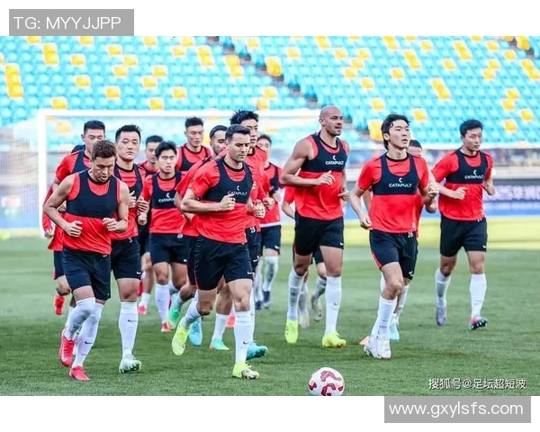 上海海港迎战成都蓉城 强强对话尽显中超激情对决