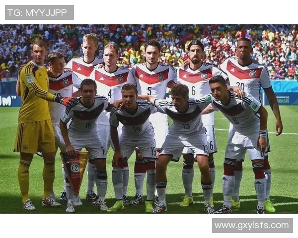 世界杯激战正酣 世界各国球队争夺最高荣誉与荣耀的背后故事 世界杯激战正酣 世界各国球队争夺最高荣誉与荣耀的背后故事