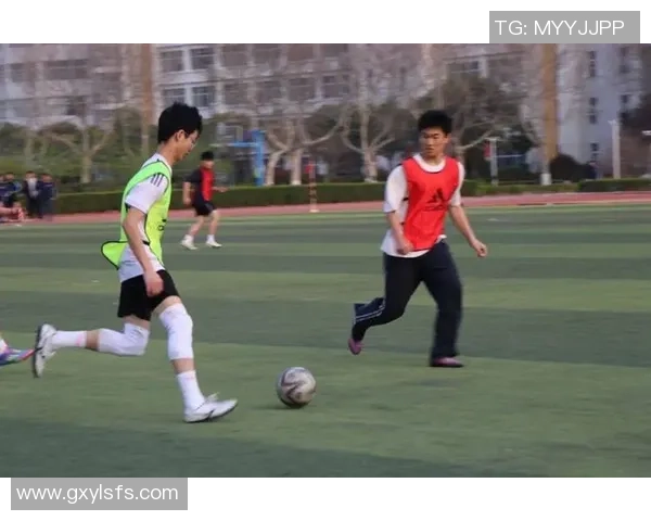 绿茵逐梦青春燃激情世界足球风云再起辉煌征程